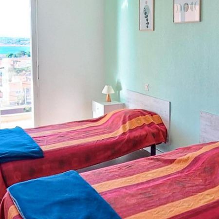 3 Bedroom Nice Apartment In Canet En Roussillon Exterior foto